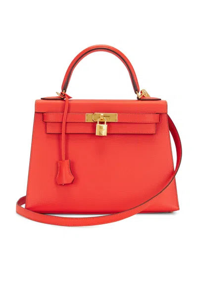 Pre-owned Hermes Epsom Kelly 28 Handbag In Sanguine