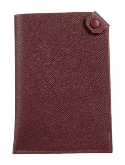 Pre-owned Hermes Epsom Tarmac Passport Holder In Red
