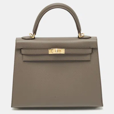 Pre-owned Hermes Etain Epsom Leather Gold Finish Kelly Sellier 25 Bag In Gray