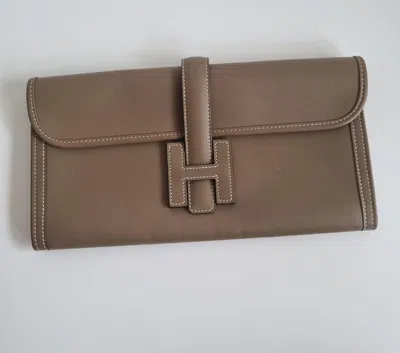 Pre-owned Hermes Etoupe Swift Leather Elan Jige 29 Clutch