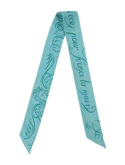 Pre-owned Hermes Exercices Pour Former La Main Silk Twilly Scarf In Blue