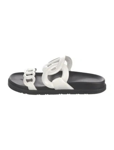Pre-owned Hermes Extra Chaîne D'ancre Insignia Slides In White