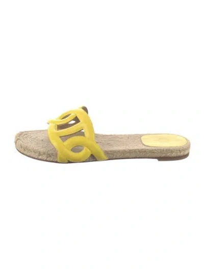Pre-owned Hermes Famosa Chaîne D'ancre Insignia Espadrilles In Yellow