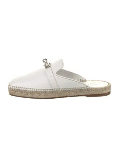 Pre-owned Hermes Feria Leather Espadrilles In Neutrals/white