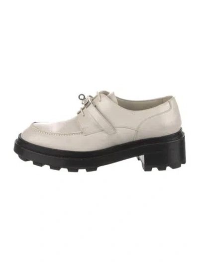 Pre-owned Hermes First Leather Loafers In Neutrals