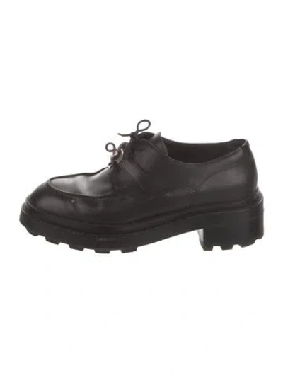Pre-owned Hermes First Leather Oxfords In Black