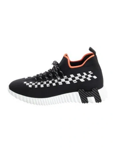 Pre-owned Hermes Flex Sneakers In Black/white