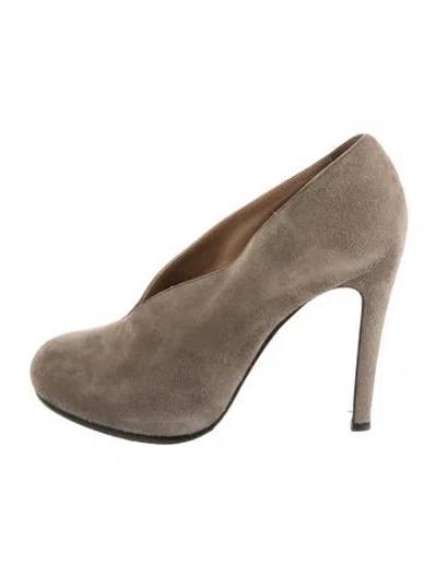 Pre-owned Hermes Florida Suede Pumps In Brown