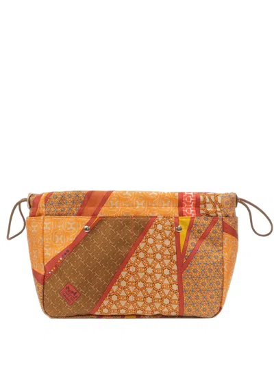 Pre-owned Hermes Fourbi 25 Silk Pouch In Orange