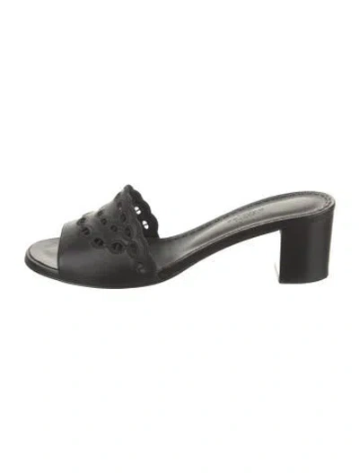 Pre-owned Hermes Gaelle Leather Slides In Black