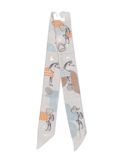 Pre-owned Hermes Garde-robe Pop Silk Twilly Scarf W/ Tags In Gray