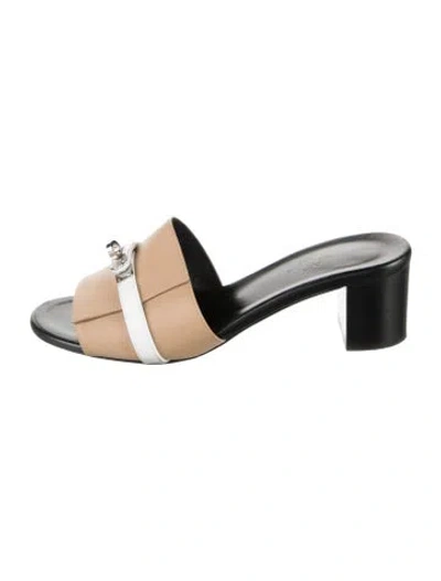 Pre-owned Hermes Giga 50 H Logo Slides In Black