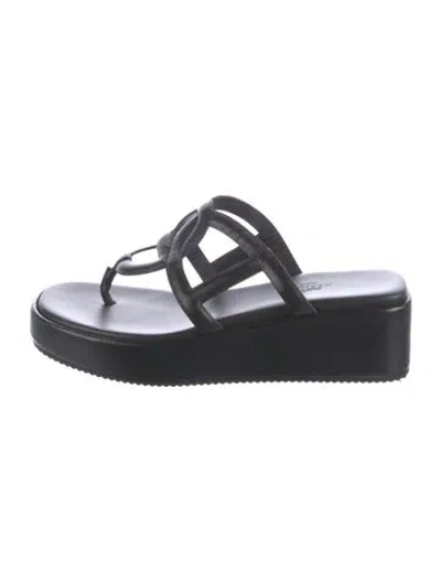 Pre-owned Hermes Gipsy Chaîne D'ancre Insignia Flip Flops In Black