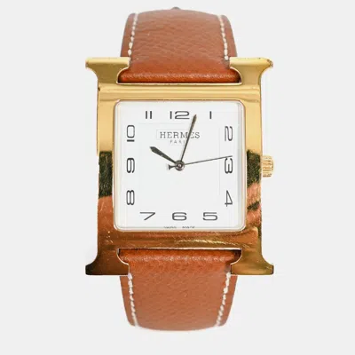 Pre-owned Hermes Gold Epsom Leather Medium 30mm 'heure' Watch In White