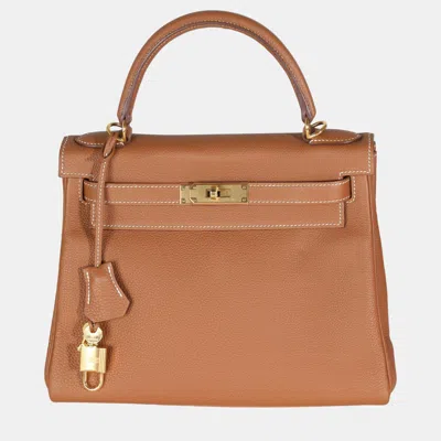 Pre-owned Hermes Gold Togo Retourne Kelly 28 Ghw Handbag