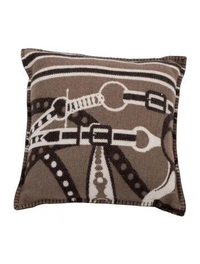 Pre-owned Hermes Grand Tralala Throw Pillow In Brown