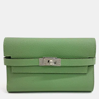 Pre-owned Hermes Green Leather Kelly Medium Wallet