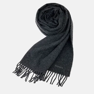 Pre-owned Hermes Grey Cashmere Scarf In Gray