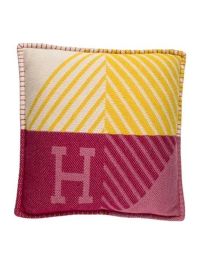 Pre-owned Hermes H Diagonale Throw Pillow In Pink
