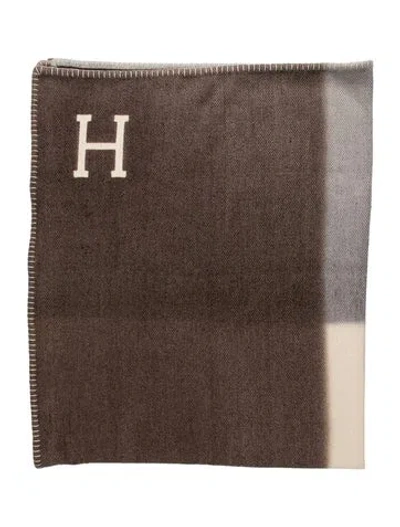 Pre-owned Hermes H Dye Throw Blanket In Neutrals