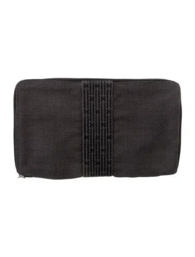 Pre-owned Hermes Herline Travel Wallet In Black