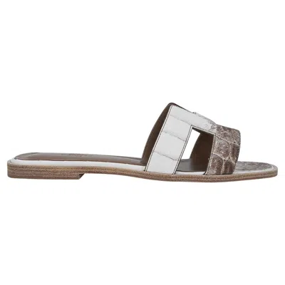 Pre-owned Hermes Himalaya Oran Sandal Matte Alligator Flat Shoes 39 / 9 In Gray