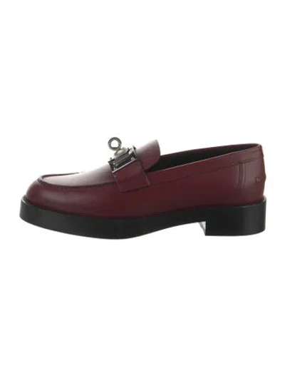 Pre-owned Hermes Hot Leather Loafers In Burgundy