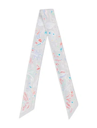 Pre-owned Hermes Isola Di Primavera Silk Twilly Scarf In Gray