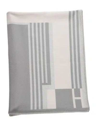 Pre-owned Hermes Ithaque Throw Blanket In Grey