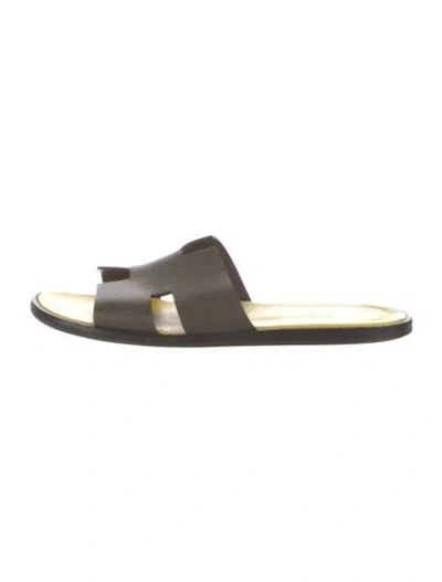 Pre-owned Hermes Izmir Leather Slides In Brown