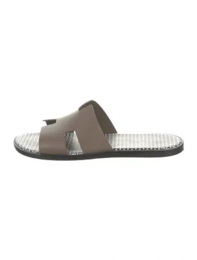 Pre-owned Hermes Izmir Leather Slides In Brown