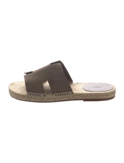 Pre-owned Hermes Izmir Suede Slides In Green