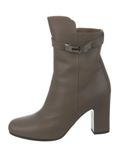 Pre-owned Hermes Joueuse Leather Boots In Grey