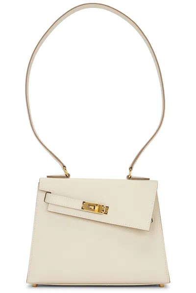 Pre-owned Hermes Kelly 20 Cle Togo Handbag In White