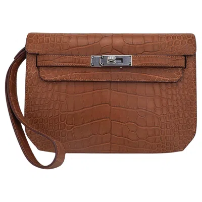 Pre-owned Hermes Kelly Depeches 25 Pouch Matte Gold Alligator Palladium In Brown