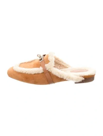 Pre-owned Hermes Kelly oz Shearling Mules In Neutral