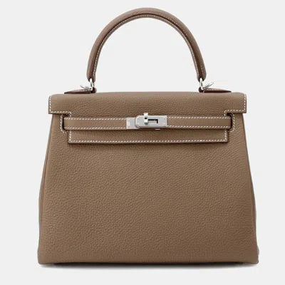 Pre-owned Hermes Kelly Retourne 25 Etoupe Togo Leather Handbag In Brown