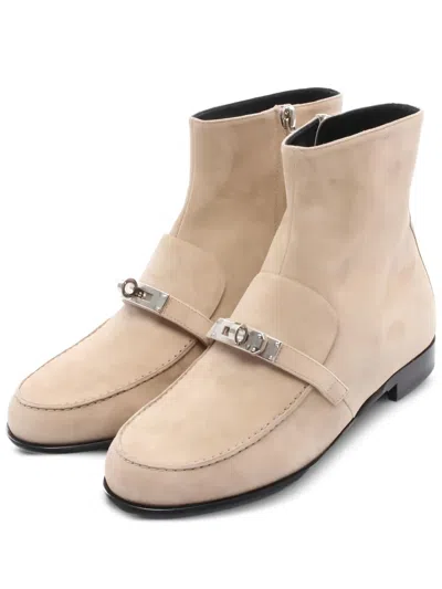 Pre-owned Hermes Kelsy Suede Ankle Boots In Neutral