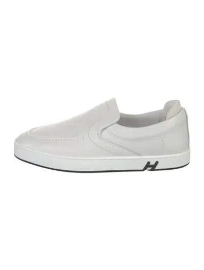 Pre-owned Hermes Kiddy Sneakers In White