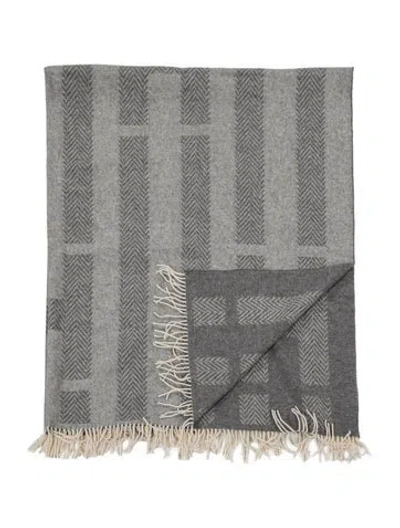 Pre-owned Hermes Labyrinthe Throw Blanket In Grey