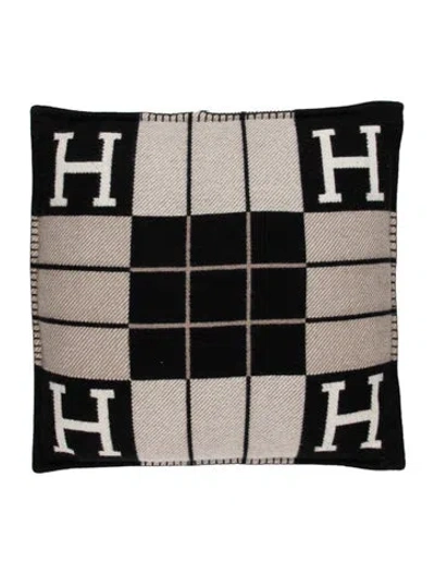 Pre-owned Hermes Large Avalon Throw Pillow In Multi