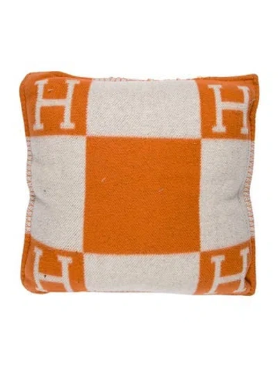 Pre-owned Hermes Large Avalon Throw Pillow In Orange