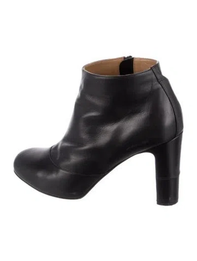 Pre-owned Hermes Leather Boots In Black