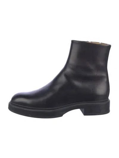 Pre-owned Hermes Leather Boots In Black