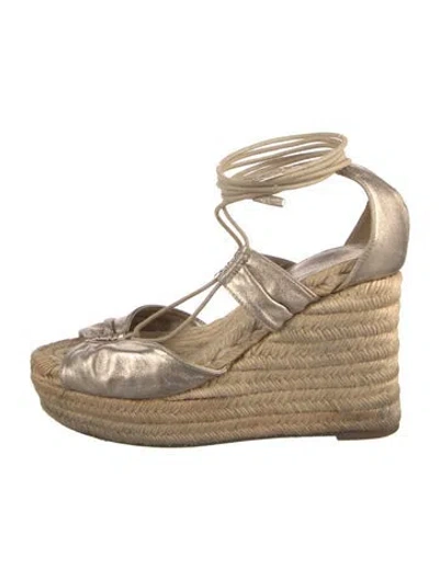 Pre-owned Hermes Leather Espadrilles In Gold