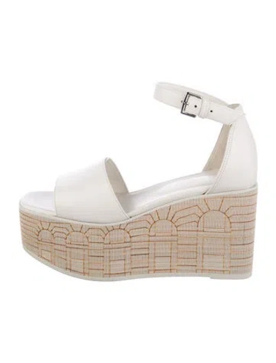Pre-owned Hermes Leather Espadrilles In White