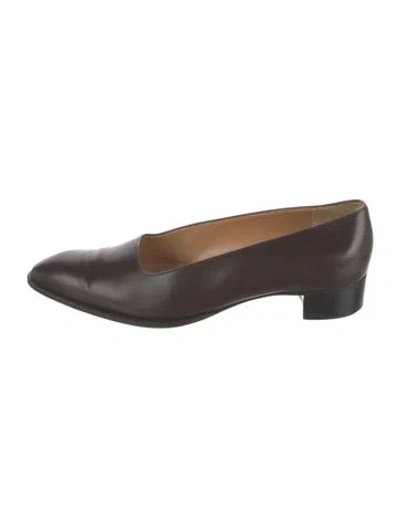 Pre-owned Hermes Leather Flats In Brown