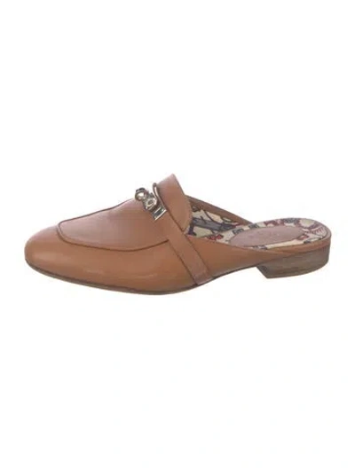 Pre-owned Hermes Leather Graphic Print Mules In Brown