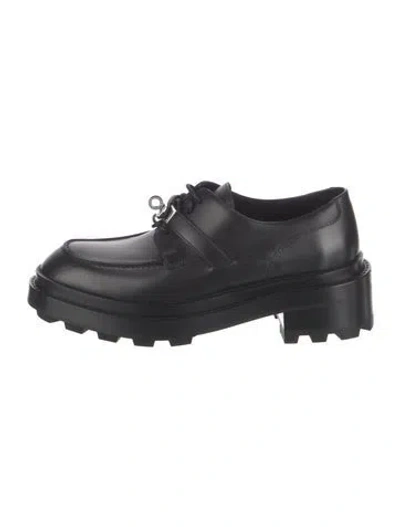 Pre-owned Hermes Leather Oxfords In Black