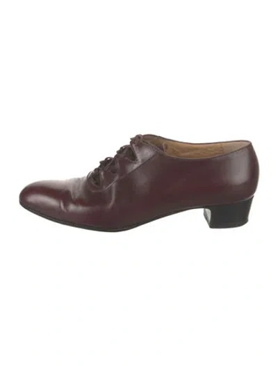 Pre-owned Hermes Leather Oxfords In Burgundy
